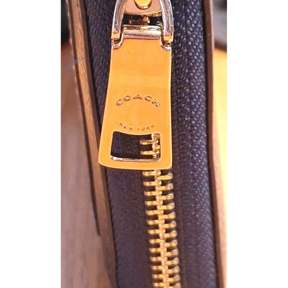 COACH Color Block Zip-Around Wallet Outside and Inside Pocket Sky Blue and Navy - Picture 5 of 10